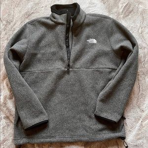 north face quarter zip size large grey